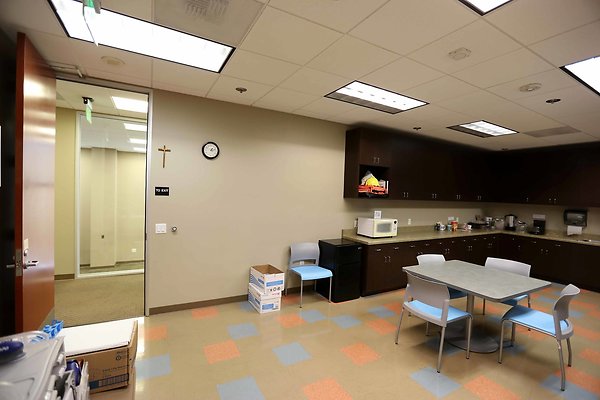 Staff Lounge 104 0019