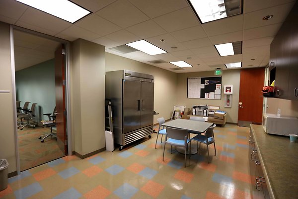 Staff Lounge 104 0021