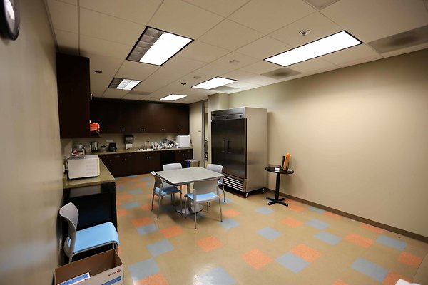 Staff Lounge 104 0018
