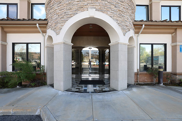 001B Main Entrance 0259 001B Main Entrance 0259