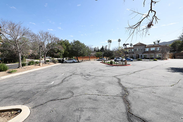 001B Parking Lot 0280 001B Parking Lot 0280