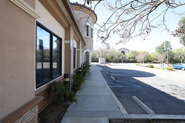 001B Front Sidewalk LS 0273 001B Front Sidewalk LS 0273