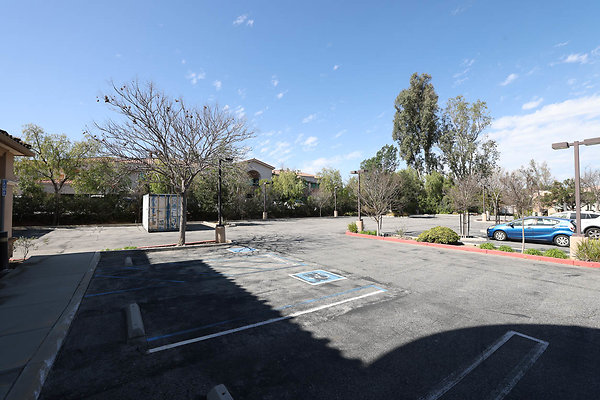 001B Parking Lot 0276 001B Parking Lot 0276