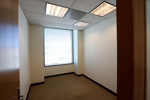 719 -12th Floor West 0439 719 -12th Floor West 0439