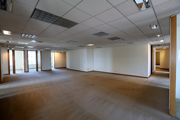 719 -12th Floor East 0488 719 -12th Floor East 0488