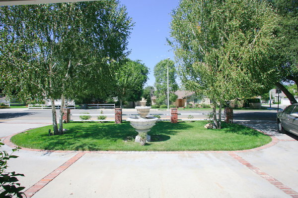 Front Yard 0015 1