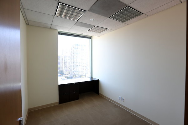 719 -12th Floor East 0486 719 -12th Floor East 0486