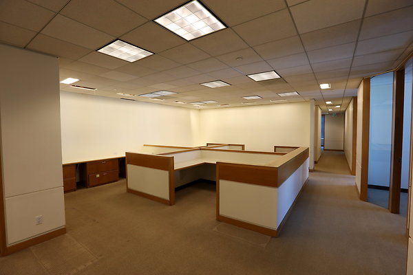 719 -12th Floor West 0421 719 -12th Floor West 0421