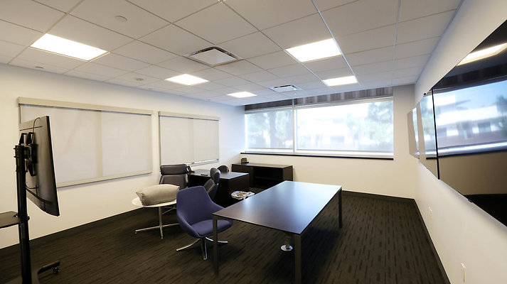 742A 2nd Floor Executive Office2 0194 742A 2nd Floor Executive Office2 0194