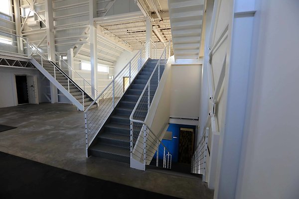 220A Studio Staircase 0043