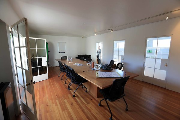 220A Residence Conference Room 0007