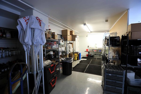 220A Residence Kitchen 0095