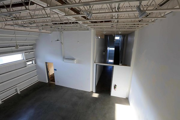 220A Studio 2nd Floor 0057