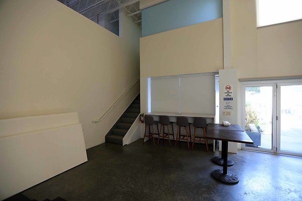 220A Studio Courtyard Entrance 0026