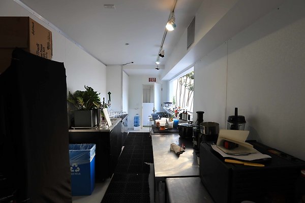 220A Residence Kitchen 0098