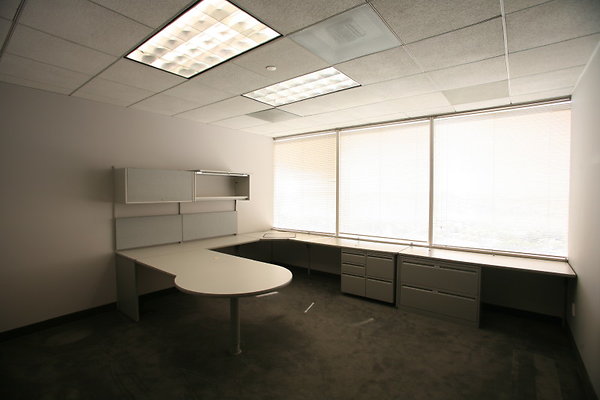 656A Suite 1080 Office 0472 1