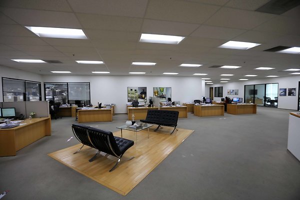 994 Warehouse Offices (nice)