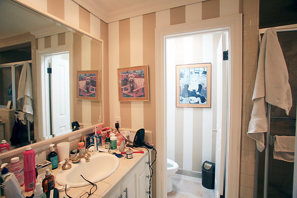 Master Bedroom Bathroom 0052