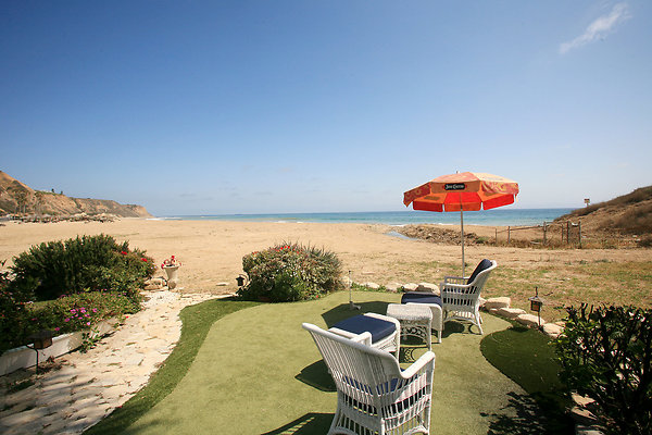 Backyard Putting Green 0014