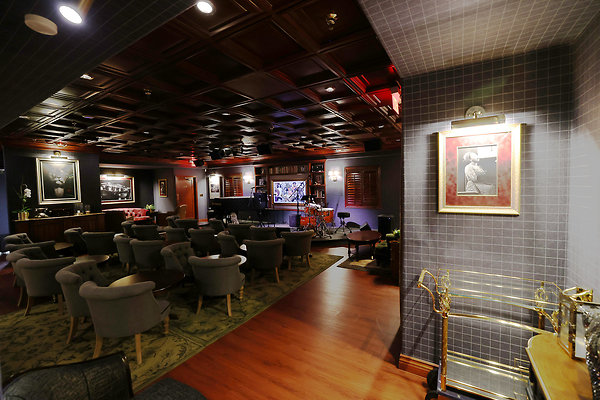 914A NIghtclub Entrance 0054