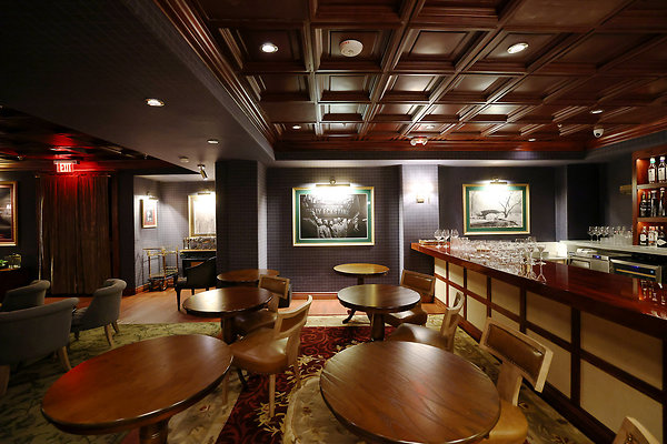 914A NIghtclub Bar 0066