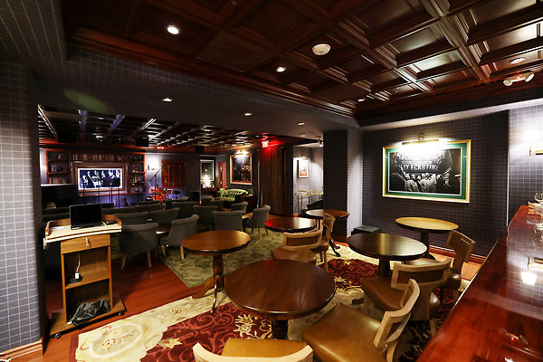 914A NIghtclub Bar 0067