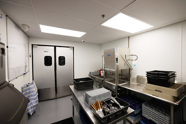 914A Kitchen Exit 0090