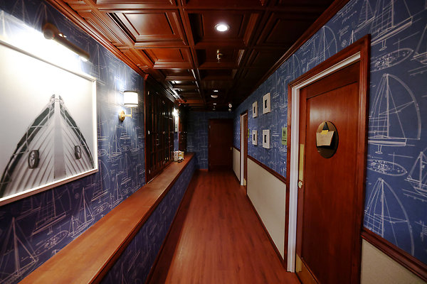 914A NIghtclub Bathroom Hallway rev 0073