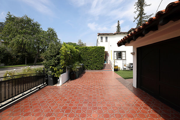 973A Garage Patio 0031