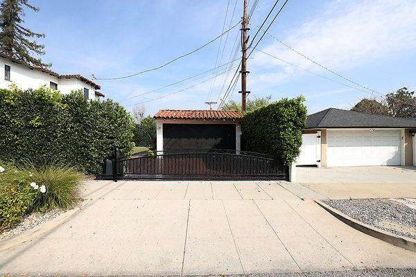 973A Driveway 0187