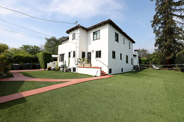 973A Backyard 0039