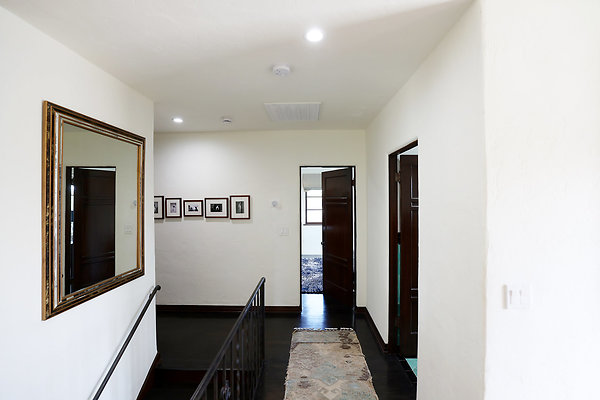 973A 2nd Floor Landing 0126