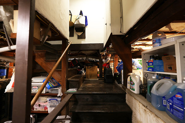 973A Basement 0110