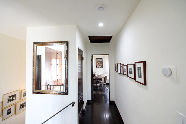 973A 2nd Floor Landing 0124