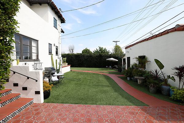 973A Backyard1 0033