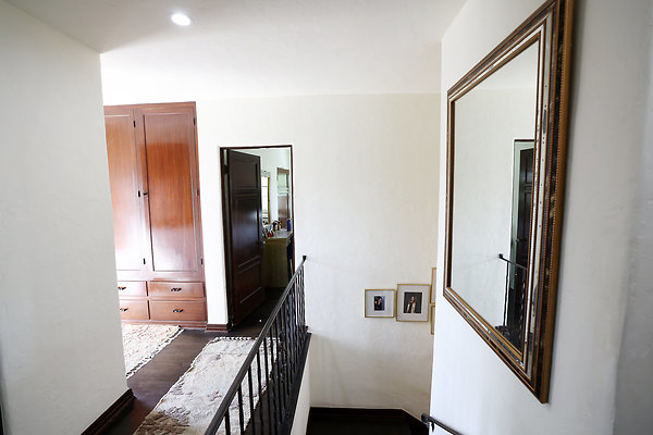 973A 2nd Floor Landing 0121