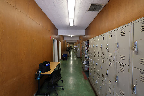 103A C2 Hallway 0364