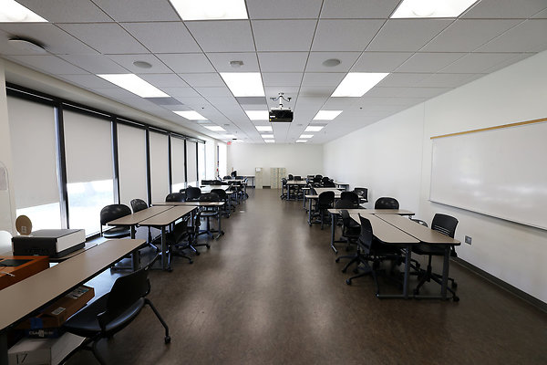 103A F5-120 Classroom 0195