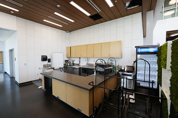 103A E3-106C Dining Room 0008