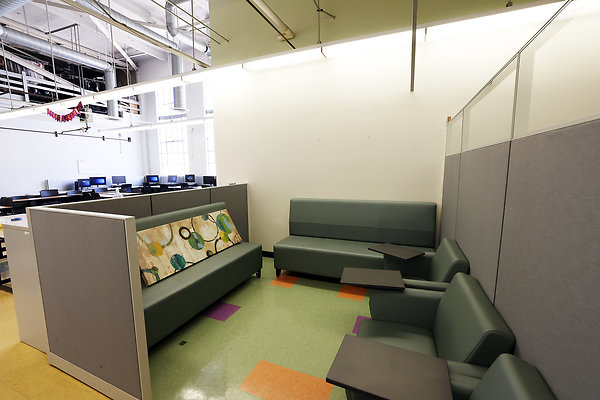 103A C2-100 Classroom 0360