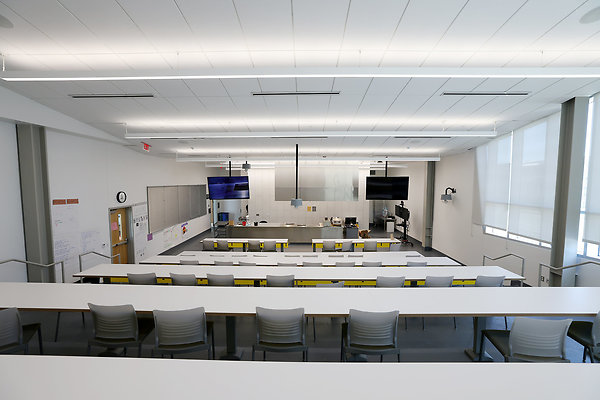 103A E3-201 Demonstration Classroom 0061