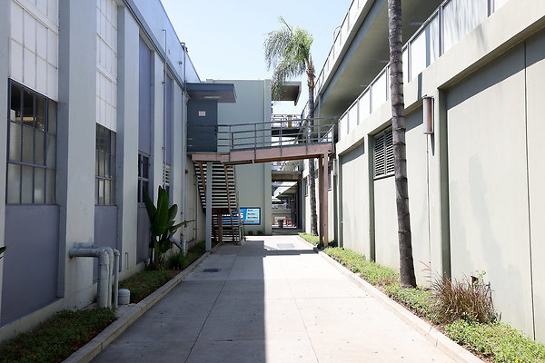 103A C2 B1 Sidewalk 0348