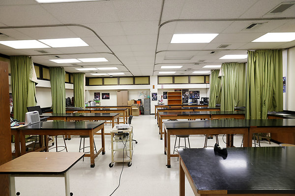 103A C4-K420 Classroom 0570