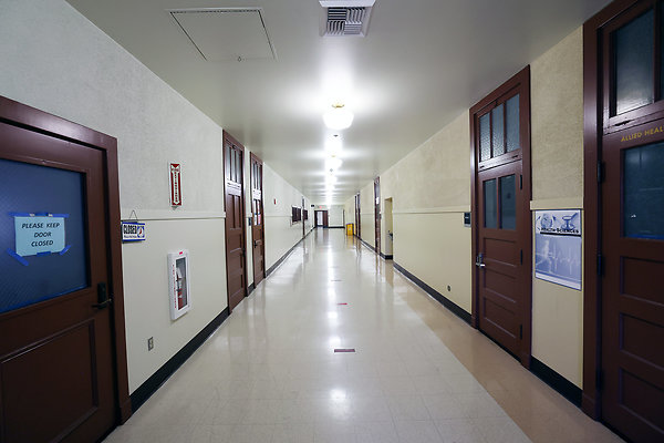 103A B3 Hallway 0469
