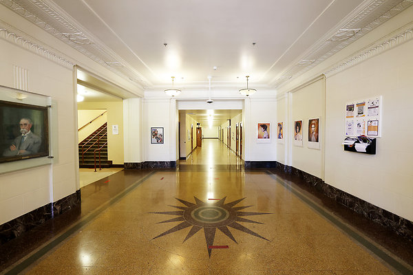 103A B2 Hallway 0396