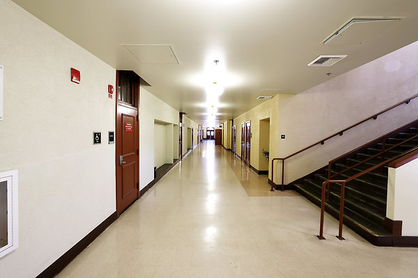 103A B2 Hallway 0394