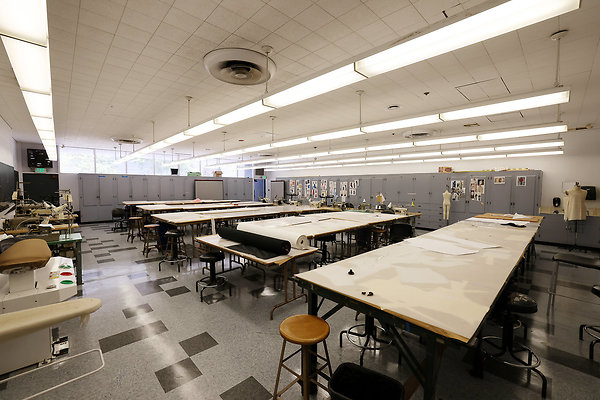 103A D4-102 Classroom 0527