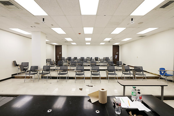 103A C4-K406 Classroom 0559