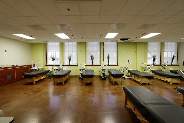 103A B2-139 Classroom 0398