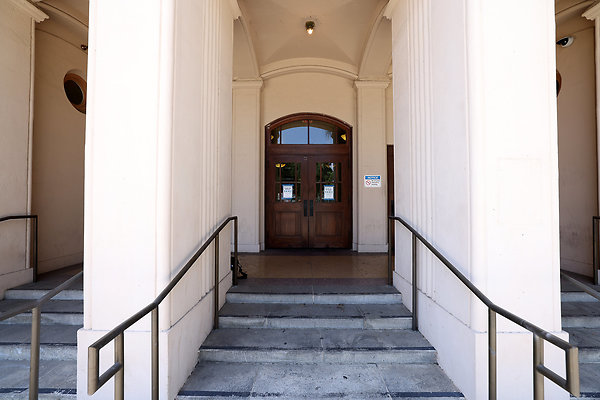 103A B2 Exterior 0410